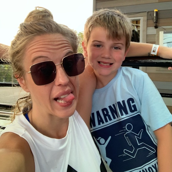 BUNDLING ALL YOUR LIKES = SUPER PHENOMENAL OFFER๐ - Picture 3 of 4